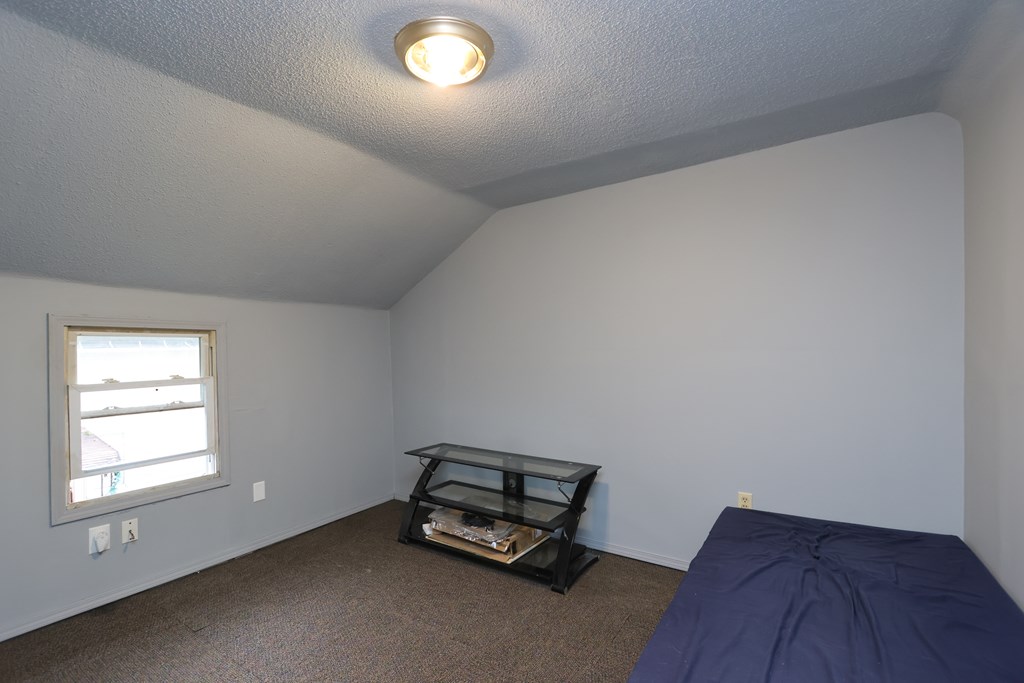135 Wood Street, Mansfield, Ohio 44903, 3 Bedrooms Bedrooms, ,2 BathroomsBathrooms,Residential,For Sale,Wood Street,9069403