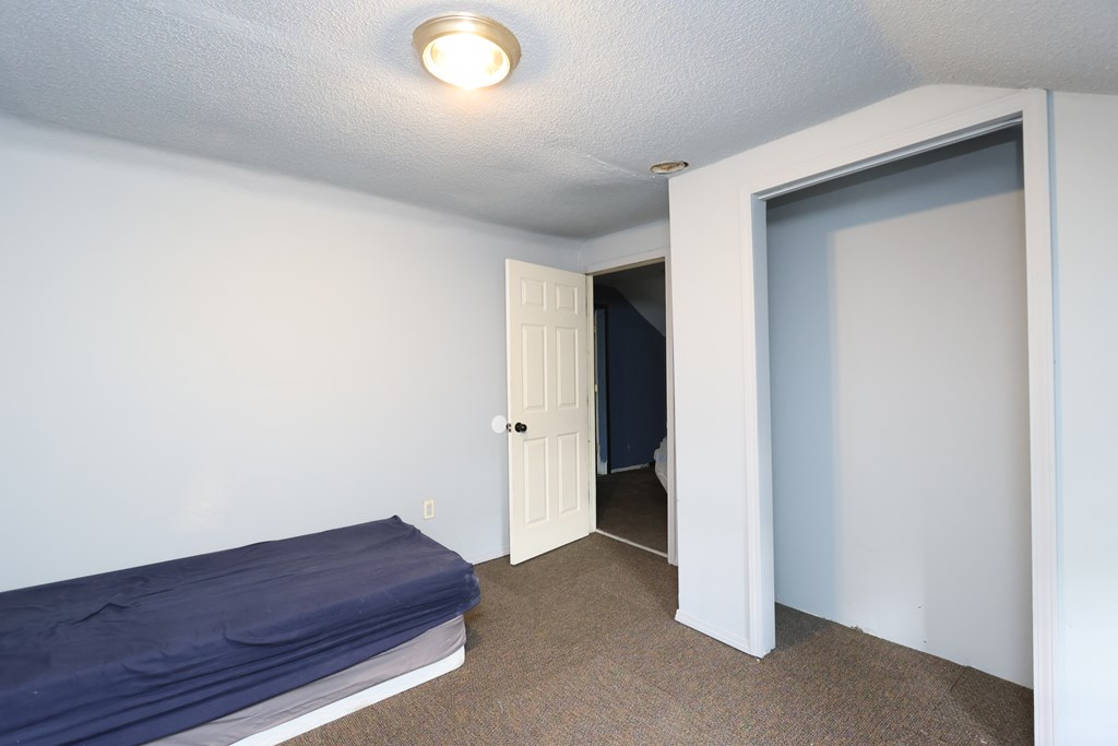 135 Wood Street, Mansfield, Ohio 44903, 3 Bedrooms Bedrooms, ,2 BathroomsBathrooms,Residential,For Sale,Wood Street,9069403
