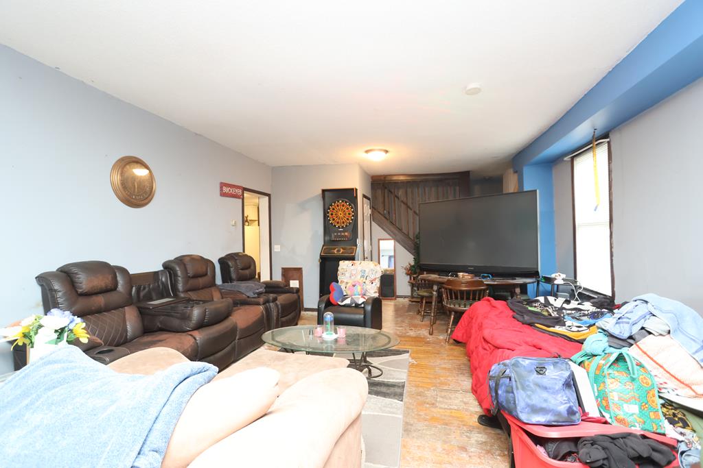 135 Wood Street, Mansfield, Ohio 44903, 3 Bedrooms Bedrooms, ,2 BathroomsBathrooms,Residential,For Sale,Wood Street,9069403