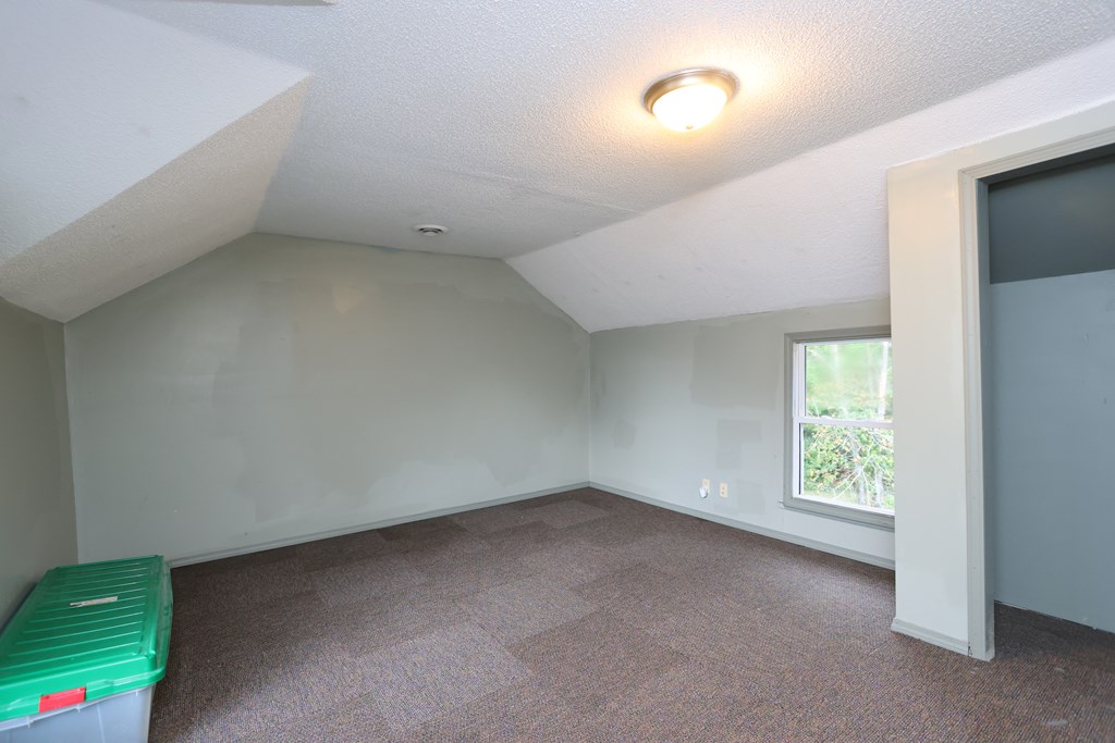 135 Wood Street, Mansfield, Ohio 44903, 3 Bedrooms Bedrooms, ,2 BathroomsBathrooms,Residential,For Sale,Wood Street,9069403