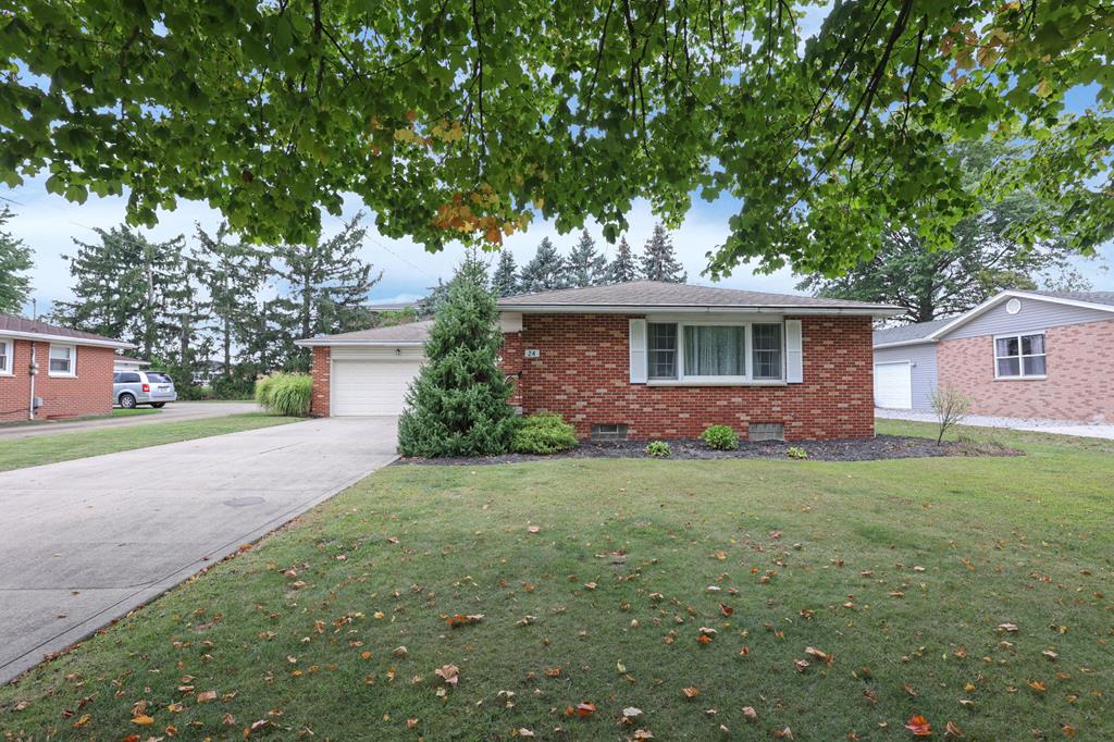 24 Sunset Drive, Shelby, Ohio 44875, 3 Bedrooms Bedrooms, ,1 BathroomBathrooms,Residential,For Sale,Sunset Drive,9069405