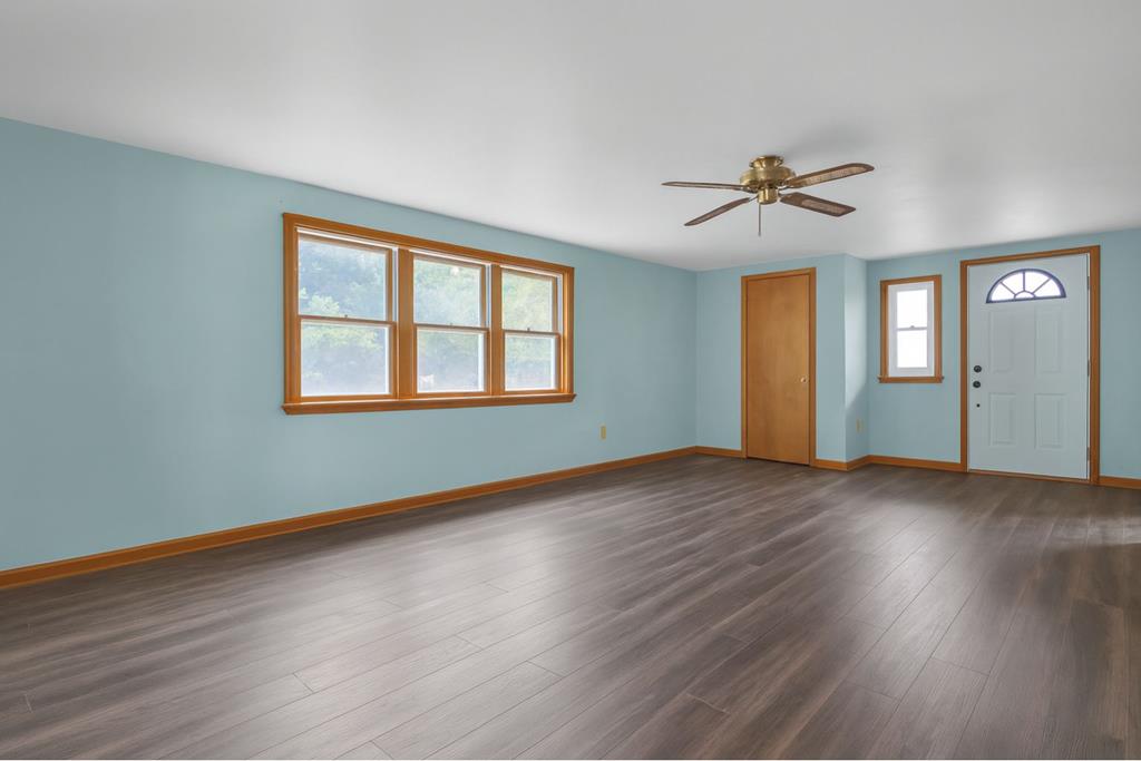 24 Sunset Drive, Shelby, Ohio 44875, 3 Bedrooms Bedrooms, ,1 BathroomBathrooms,Residential,For Sale,Sunset Drive,9069405