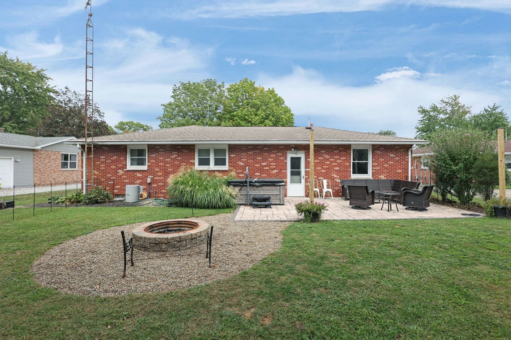 24 Sunset Drive, Shelby, Ohio 44875, 3 Bedrooms Bedrooms, ,1 BathroomBathrooms,Residential,For Sale,Sunset Drive,9069405