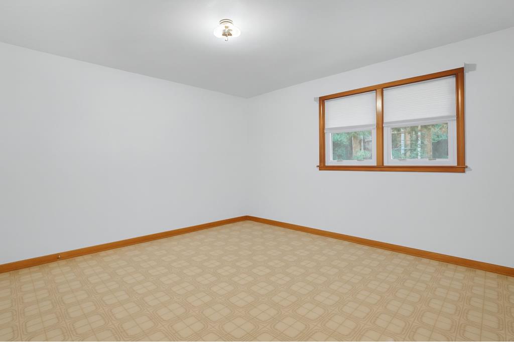 24 Sunset Drive, Shelby, Ohio 44875, 3 Bedrooms Bedrooms, ,1 BathroomBathrooms,Residential,For Sale,Sunset Drive,9069405