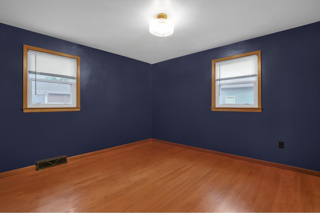 24 Sunset Drive, Shelby, Ohio 44875, 3 Bedrooms Bedrooms, ,1 BathroomBathrooms,Residential,For Sale,Sunset Drive,9069405