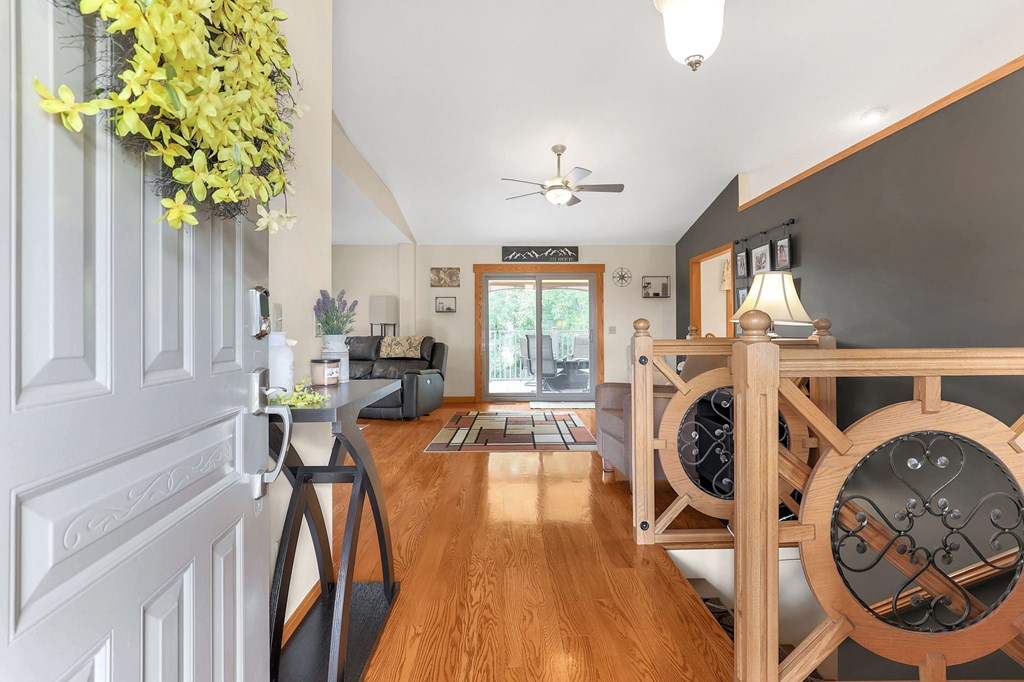 33 Longitude Drive, Mount Vernon, Ohio 43050, 4 Bedrooms Bedrooms, ,3 BathroomsBathrooms,Residential,For Sale,Longitude Drive,9069406