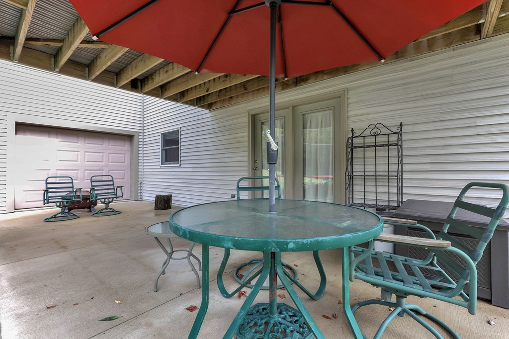 33 Longitude Drive, Mount Vernon, Ohio 43050, 4 Bedrooms Bedrooms, ,3 BathroomsBathrooms,Residential,For Sale,Longitude Drive,9069406