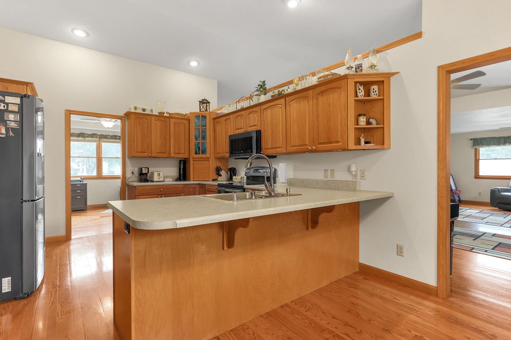 33 Longitude Drive, Mount Vernon, Ohio 43050, 4 Bedrooms Bedrooms, ,3 BathroomsBathrooms,Residential,For Sale,Longitude Drive,9069406