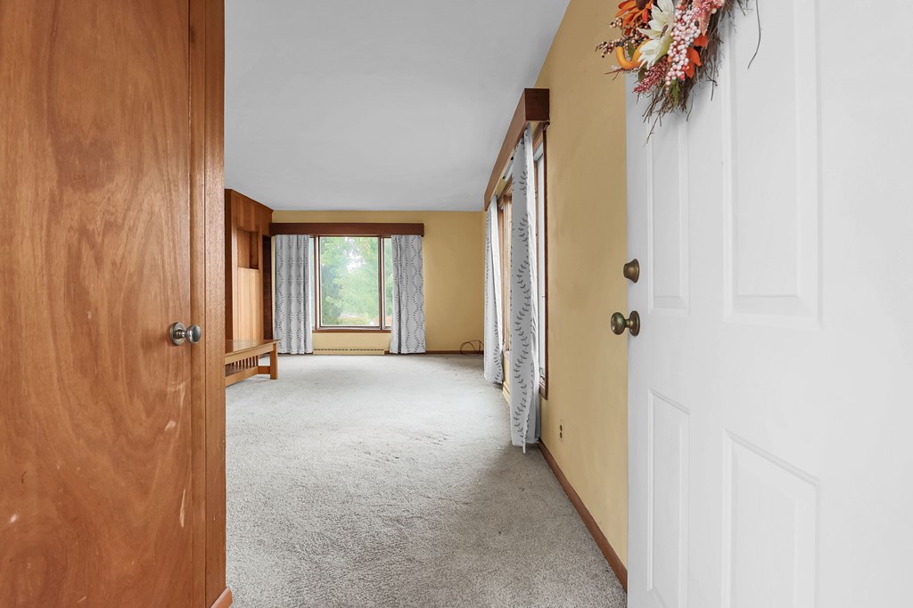 1910 Crider Road, Mansfield, Ohio 44903, 2 Bedrooms Bedrooms, ,1 BathroomBathrooms,Residential,For Sale,Crider Road,9069409