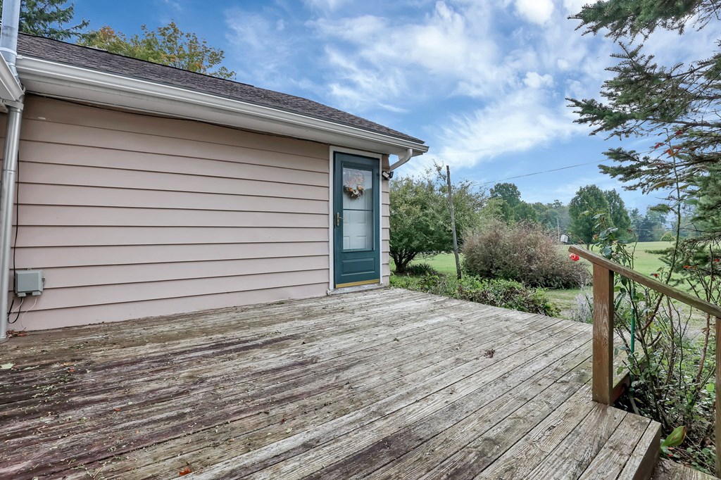 1910 Crider Road, Mansfield, Ohio 44903, 2 Bedrooms Bedrooms, ,1 BathroomBathrooms,Residential,For Sale,Crider Road,9069409