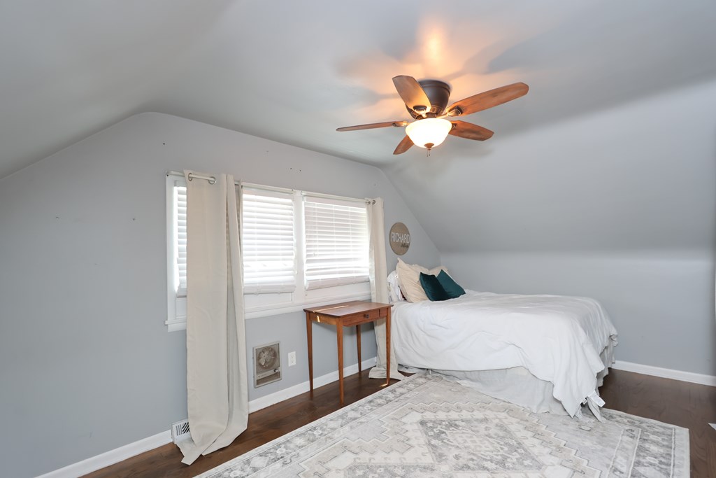 846 Thorne Avenue, Wooster, Ohio 44691, 4 Bedrooms Bedrooms, ,2 BathroomsBathrooms,Residential,For Sale,Thorne Avenue,9069410