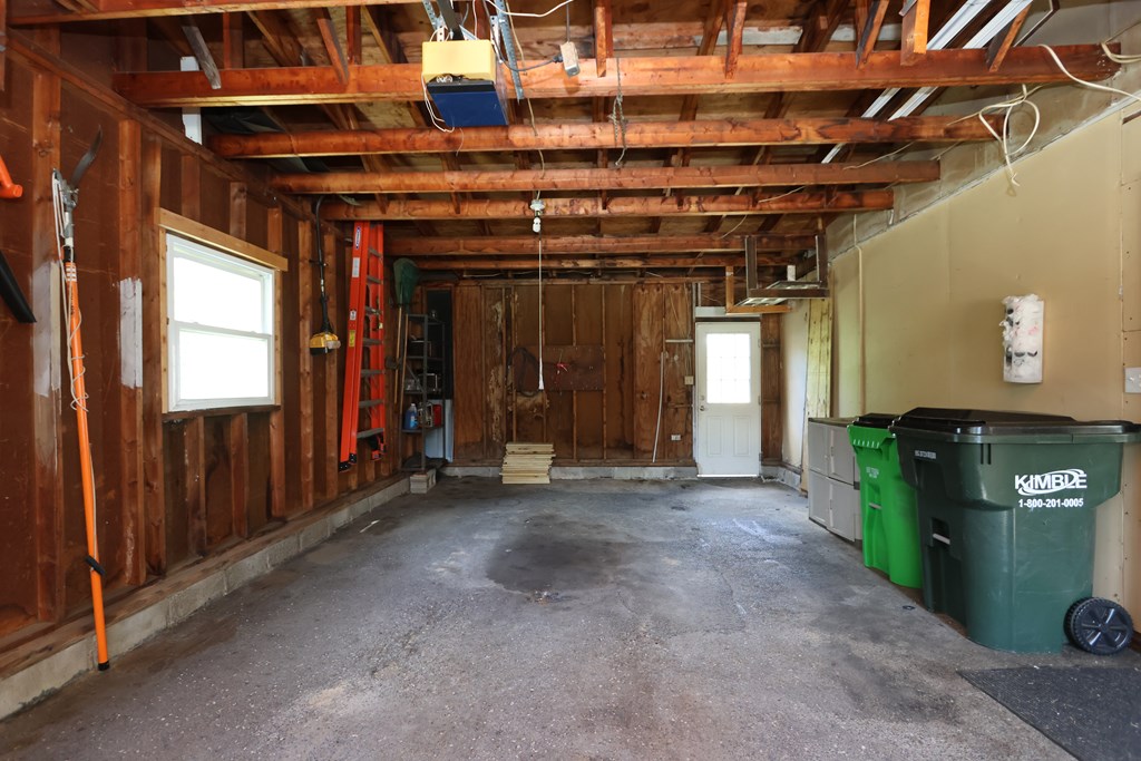 846 Thorne Avenue, Wooster, Ohio 44691, 4 Bedrooms Bedrooms, ,2 BathroomsBathrooms,Residential,For Sale,Thorne Avenue,9069410