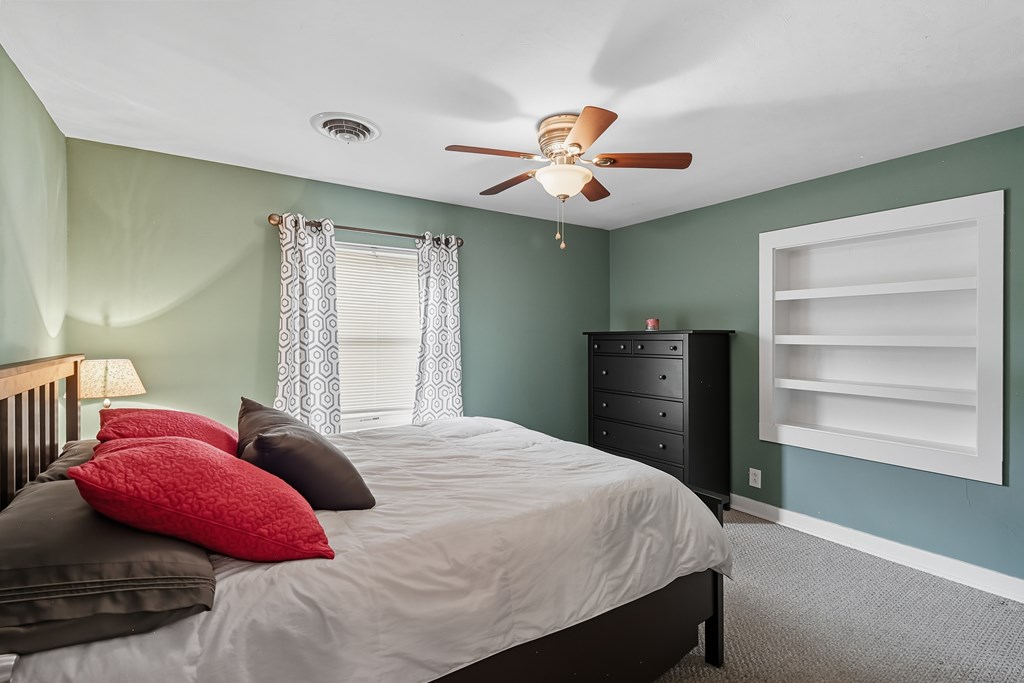 99 Scotland Blvd, Mansfield, Ohio 44906, 3 Bedrooms Bedrooms, ,1 BathroomBathrooms,Residential,For Sale,Scotland Blvd,9069412