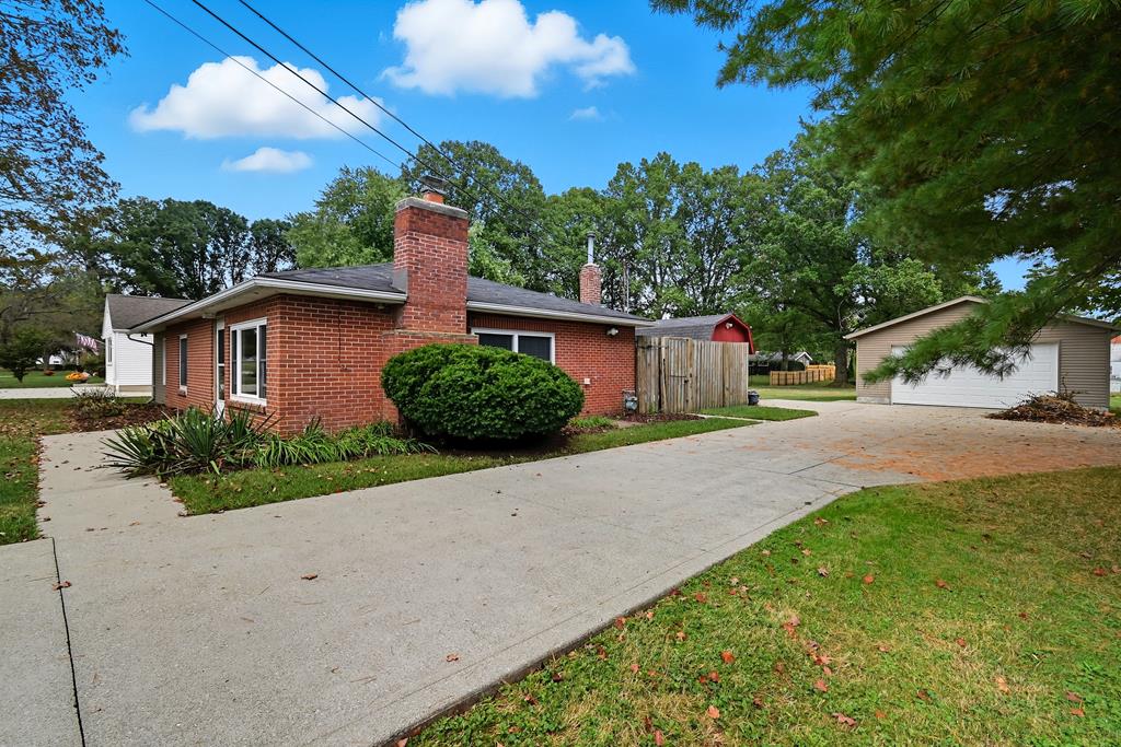 99 Scotland Blvd, Mansfield, Ohio 44906, 3 Bedrooms Bedrooms, ,1 BathroomBathrooms,Residential,For Sale,Scotland Blvd,9069412