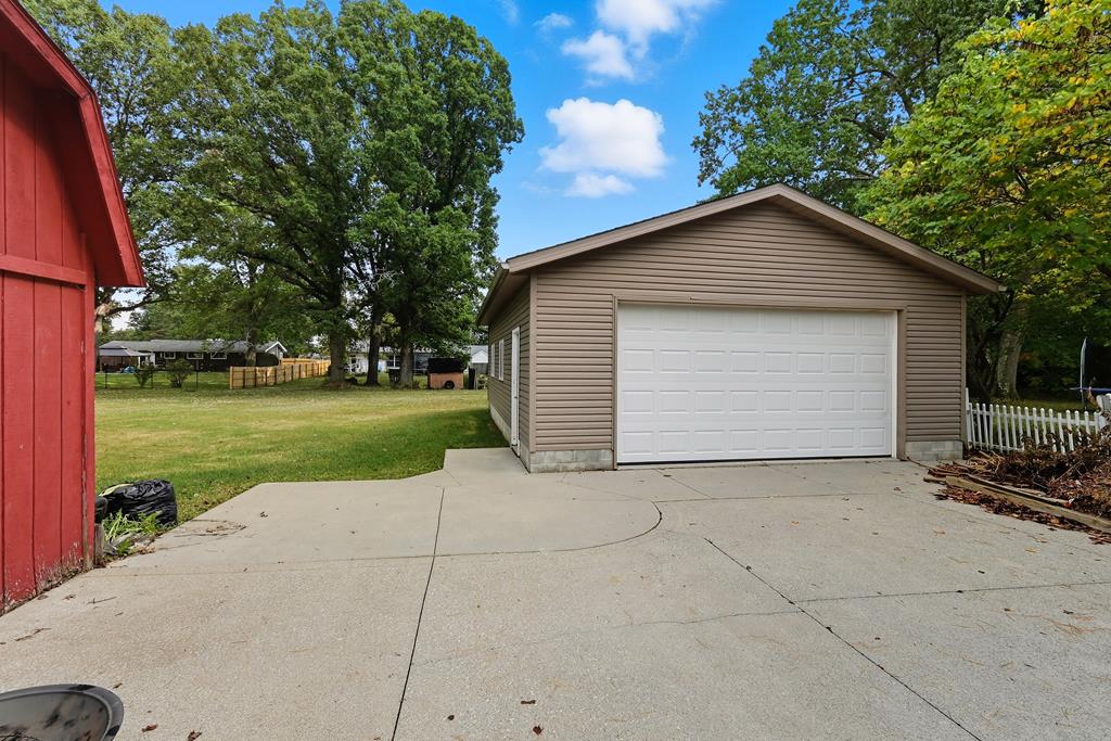 99 Scotland Blvd, Mansfield, Ohio 44906, 3 Bedrooms Bedrooms, ,1 BathroomBathrooms,Residential,For Sale,Scotland Blvd,9069412