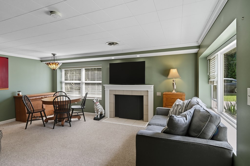 99 Scotland Blvd, Mansfield, Ohio 44906, 3 Bedrooms Bedrooms, ,1 BathroomBathrooms,Residential,For Sale,Scotland Blvd,9069412
