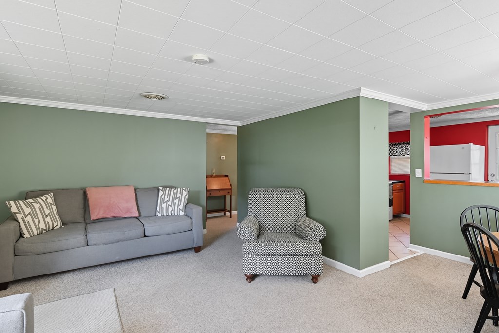 99 Scotland Blvd, Mansfield, Ohio 44906, 3 Bedrooms Bedrooms, ,1 BathroomBathrooms,Residential,For Sale,Scotland Blvd,9069412