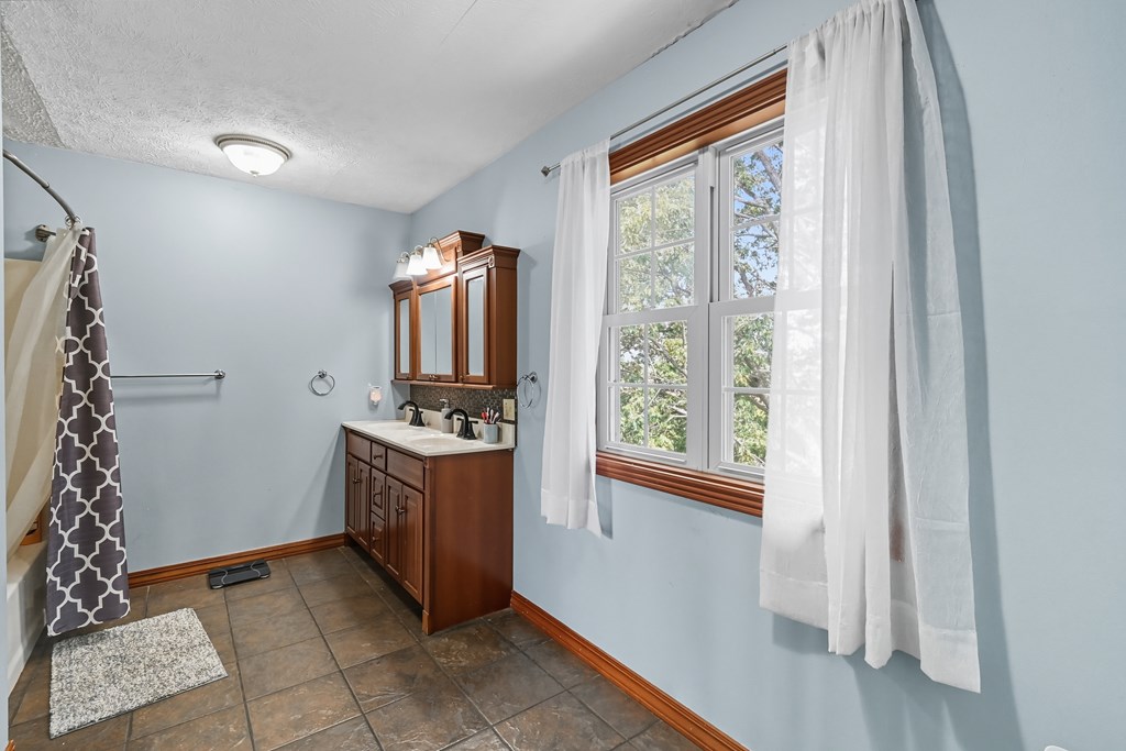 4976 Plymouth Springmill Road, Shelby, Ohio 44875, 3 Bedrooms Bedrooms, ,2 BathroomsBathrooms,Residential,For Sale,Plymouth Springmill Road,9069413