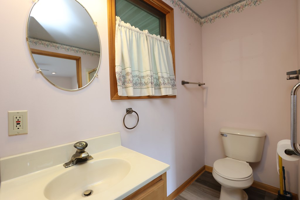4451 Beam Road, Crestline, Ohio 44827, 3 Bedrooms Bedrooms, ,2 BathroomsBathrooms,Residential,For Sale,Beam Road,9069436