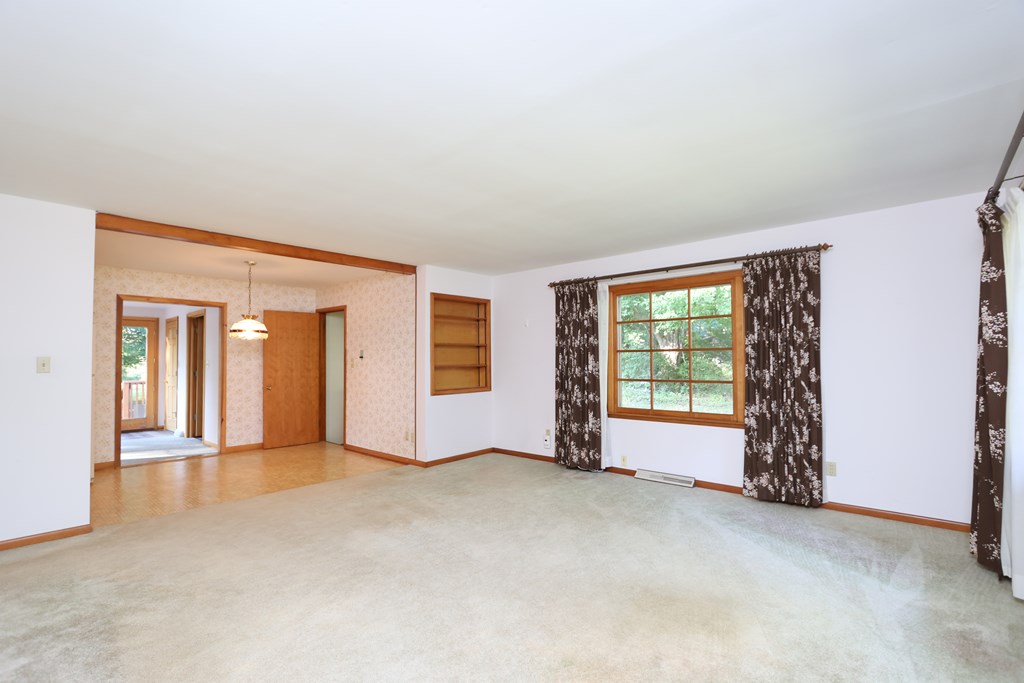 4451 Beam Road, Crestline, Ohio 44827, 3 Bedrooms Bedrooms, ,2 BathroomsBathrooms,Residential,For Sale,Beam Road,9069436