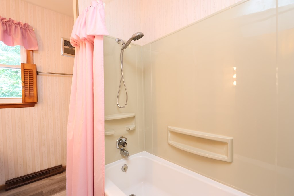 4451 Beam Road, Crestline, Ohio 44827, 3 Bedrooms Bedrooms, ,2 BathroomsBathrooms,Residential,For Sale,Beam Road,9069436