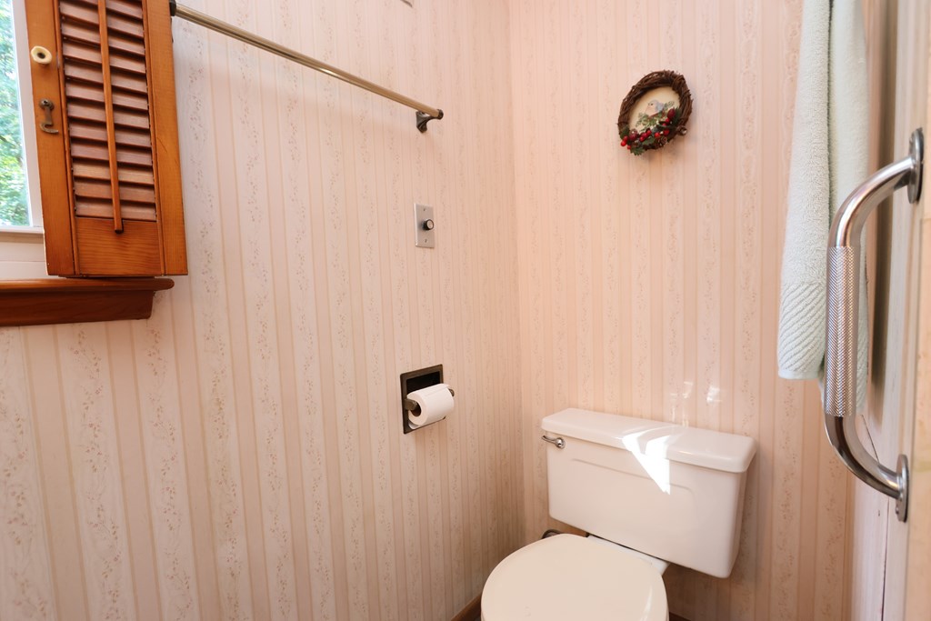 4451 Beam Road, Crestline, Ohio 44827, 3 Bedrooms Bedrooms, ,2 BathroomsBathrooms,Residential,For Sale,Beam Road,9069436