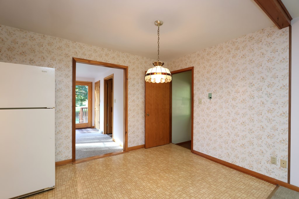 4451 Beam Road, Crestline, Ohio 44827, 3 Bedrooms Bedrooms, ,2 BathroomsBathrooms,Residential,For Sale,Beam Road,9069436