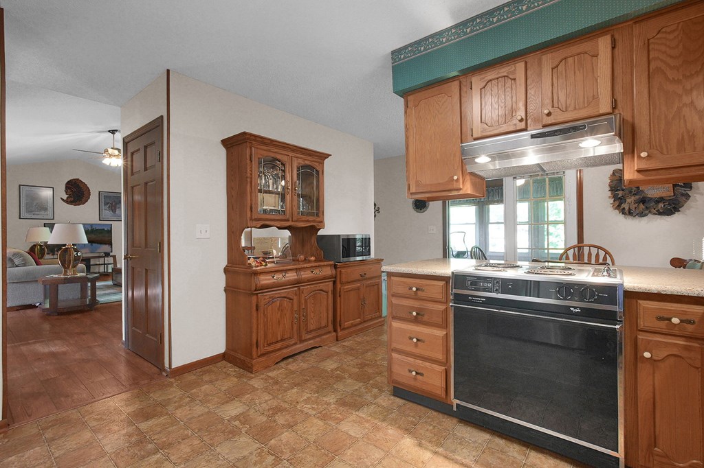 452 Plankton Place, Columbus, Ohio 43213, 3 Bedrooms Bedrooms, ,1 BathroomBathrooms,Residential,For Sale,Plankton Place,9069437