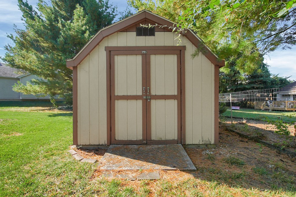 452 Plankton Place, Columbus, Ohio 43213, 3 Bedrooms Bedrooms, ,1 BathroomBathrooms,Residential,For Sale,Plankton Place,9069437
