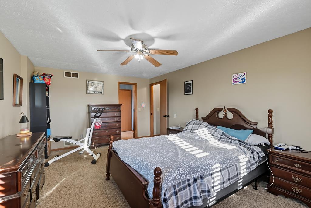 1260 Thrush Road, Crestline, Ohio 44827, 5 Bedrooms Bedrooms, ,2 BathroomsBathrooms,Residential,For Sale,Thrush Road,9069453