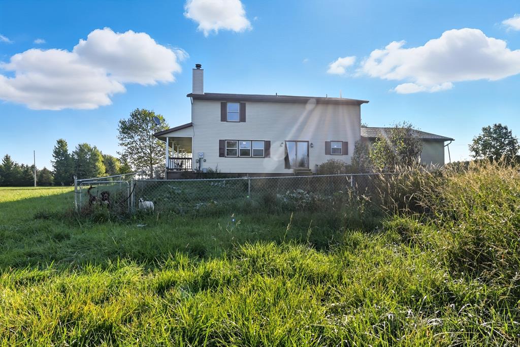 1260 Thrush Road, Crestline, Ohio 44827, 5 Bedrooms Bedrooms, ,2 BathroomsBathrooms,Residential,For Sale,Thrush Road,9069453