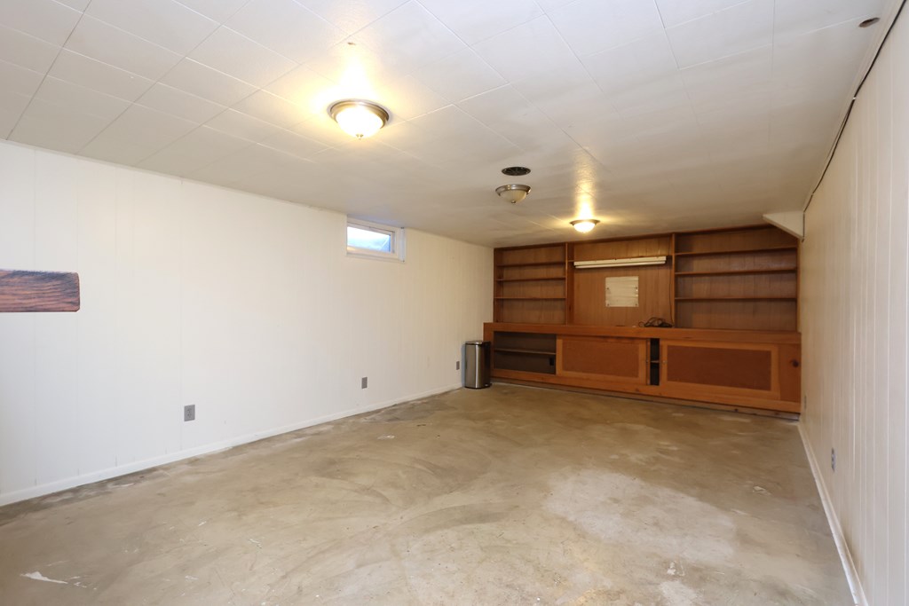 561 Morrison Avenue, Lexington, Ohio 44904, 3 Bedrooms Bedrooms, ,1 BathroomBathrooms,Residential,For Sale,Morrison Avenue,9069456