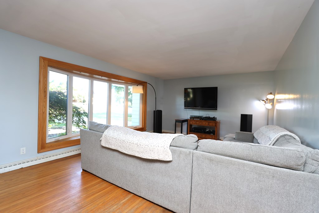 561 Morrison Avenue, Lexington, Ohio 44904, 3 Bedrooms Bedrooms, ,1 BathroomBathrooms,Residential,For Sale,Morrison Avenue,9069456
