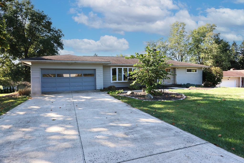 561 Morrison Avenue, Lexington, Ohio 44904, 3 Bedrooms Bedrooms, ,1 BathroomBathrooms,Residential,For Sale,Morrison Avenue,9069456