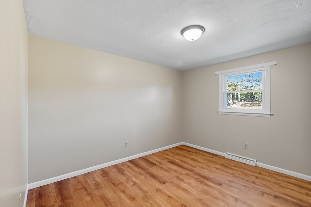 2670 E Kings Corners Road East, Lexington, Ohio 44904, 3 Bedrooms Bedrooms, ,2 BathroomsBathrooms,Residential,For Sale,Kings Corners Road East,9069469