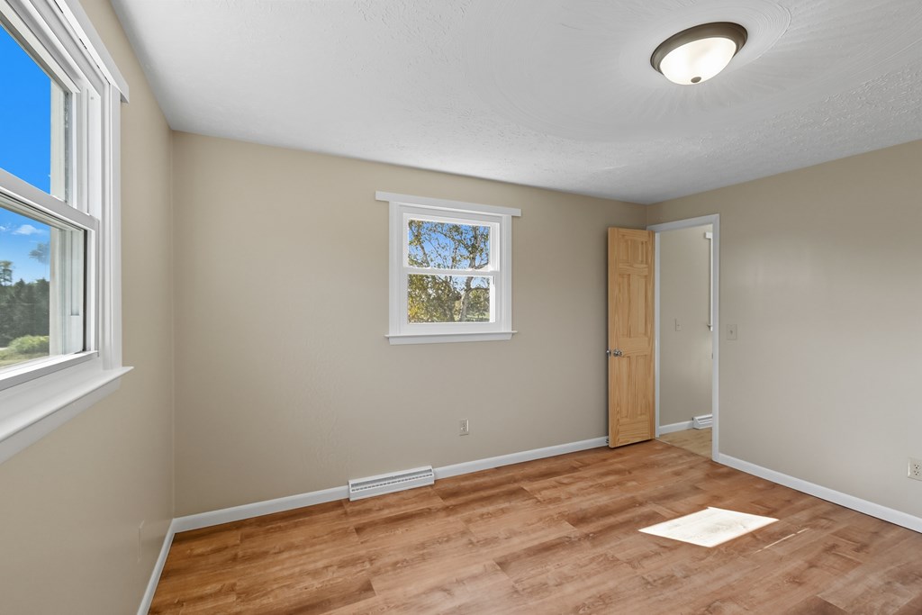 2670 E Kings Corners Road East, Lexington, Ohio 44904, 3 Bedrooms Bedrooms, ,2 BathroomsBathrooms,Residential,For Sale,Kings Corners Road East,9069469