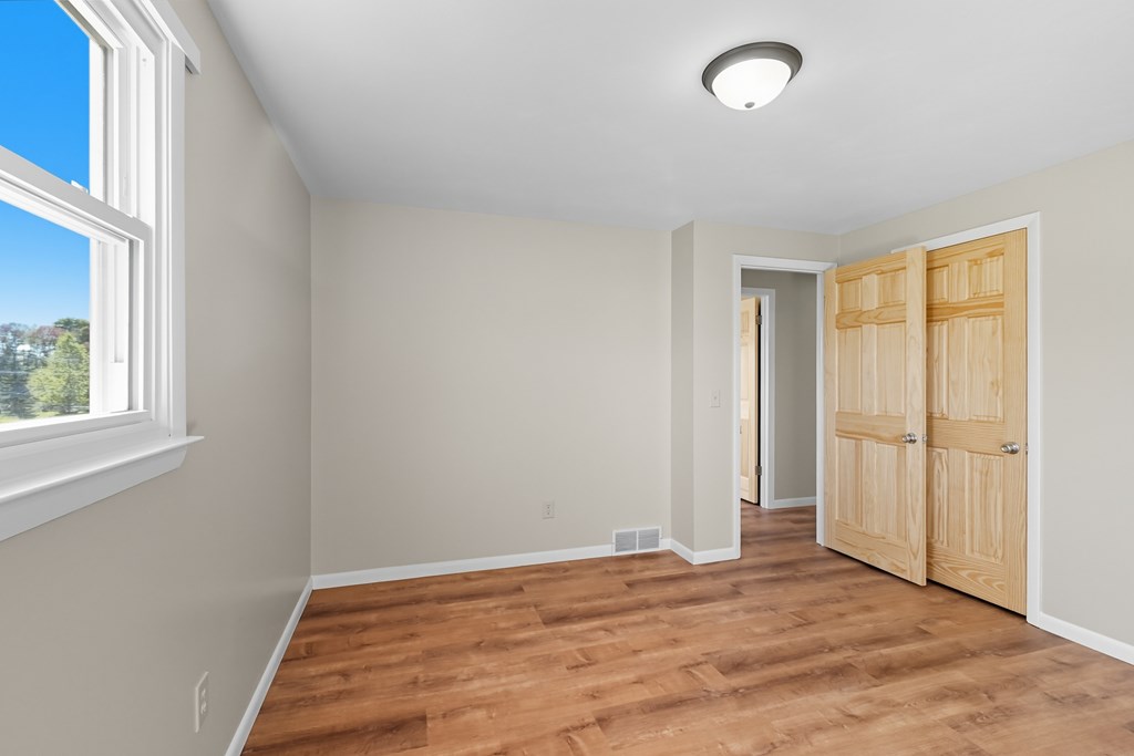 2670 E Kings Corners Road East, Lexington, Ohio 44904, 3 Bedrooms Bedrooms, ,2 BathroomsBathrooms,Residential,For Sale,Kings Corners Road East,9069469