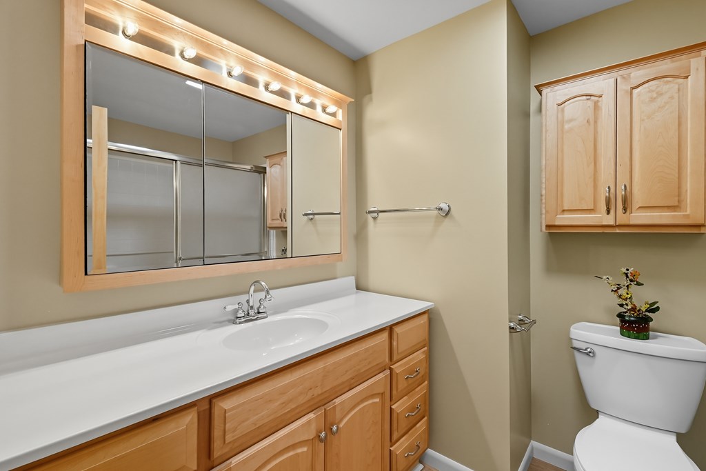 2670 E Kings Corners Road East, Lexington, Ohio 44904, 3 Bedrooms Bedrooms, ,2 BathroomsBathrooms,Residential,For Sale,Kings Corners Road East,9069469