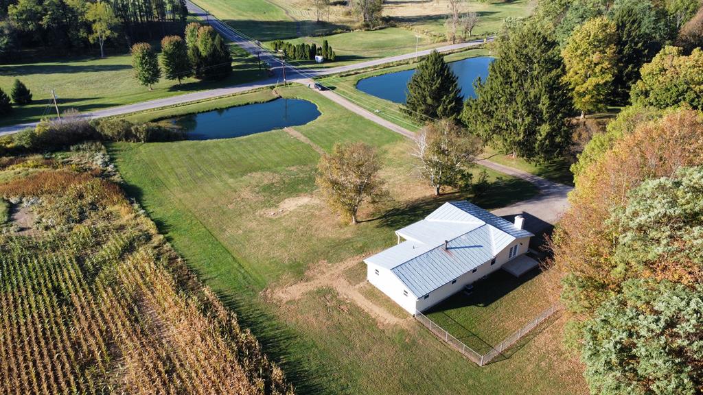 2670 E Kings Corners Road East, Lexington, Ohio 44904, 3 Bedrooms Bedrooms, ,2 BathroomsBathrooms,Residential,For Sale,Kings Corners Road East,9069469