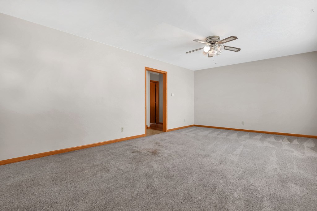 325 W Liberty Street, Bucyrus, Ohio 44820, 3 Bedrooms Bedrooms, ,1 BathroomBathrooms,Residential,For Sale,Liberty Street,9069470
