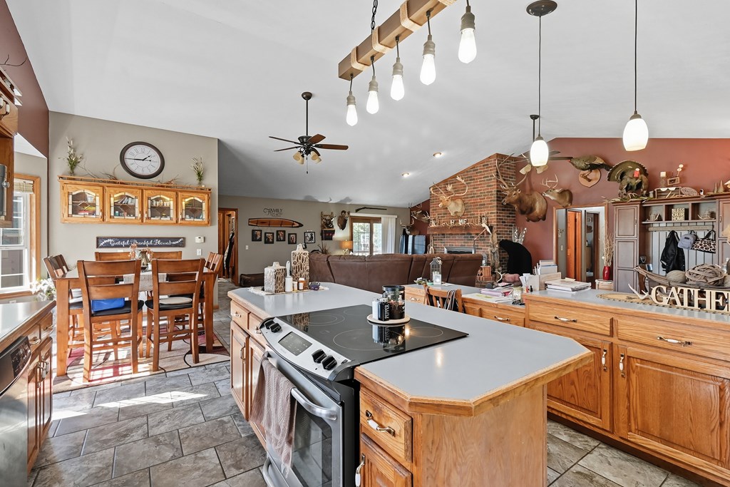 3095 Liberty Road, Willard, Ohio 44890, 3 Bedrooms Bedrooms, ,2 BathroomsBathrooms,Residential,For Sale,Liberty Road,9069484