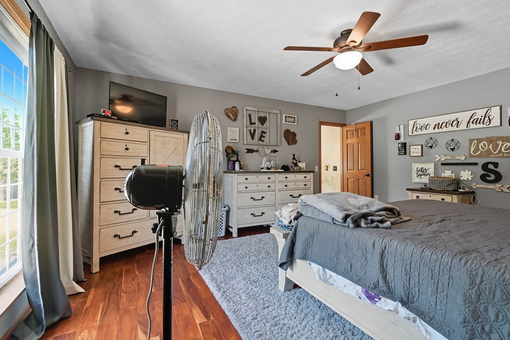 3095 Liberty Road, Willard, Ohio 44890, 3 Bedrooms Bedrooms, ,2 BathroomsBathrooms,Residential,For Sale,Liberty Road,9069484