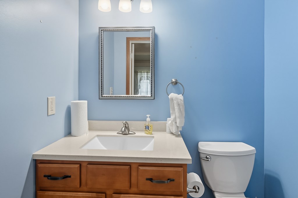 246 Main Street, Shelby, Ohio 44875, 3 Bedrooms Bedrooms, ,1 BathroomBathrooms,Residential,For Sale,Main Street,9069488