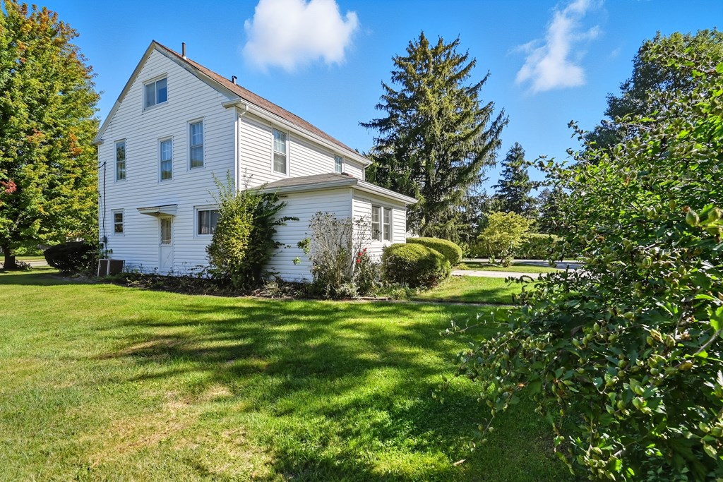 246 Main Street, Shelby, Ohio 44875, 3 Bedrooms Bedrooms, ,1 BathroomBathrooms,Residential,For Sale,Main Street,9069488