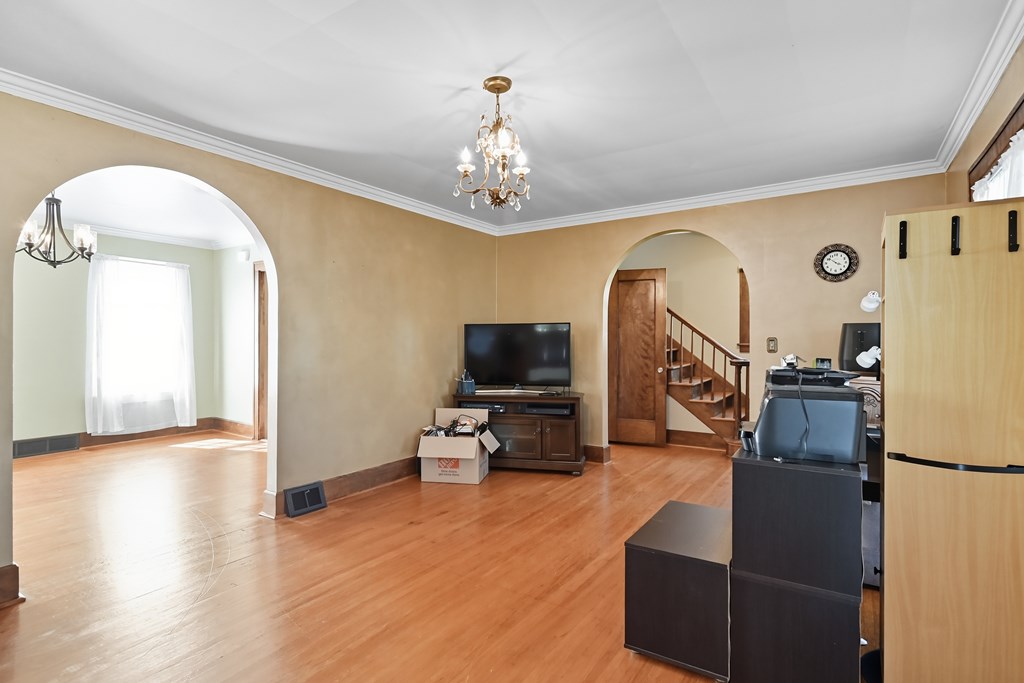 246 Main Street, Shelby, Ohio 44875, 3 Bedrooms Bedrooms, ,1 BathroomBathrooms,Residential,For Sale,Main Street,9069488