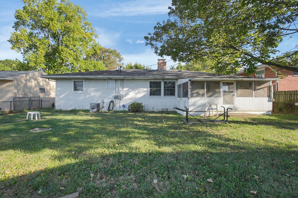 1493 Boxwood Drive, Columbus, Ohio 43229, 3 Bedrooms Bedrooms, ,1 BathroomBathrooms,Residential,For Sale,Boxwood Drive,9069504