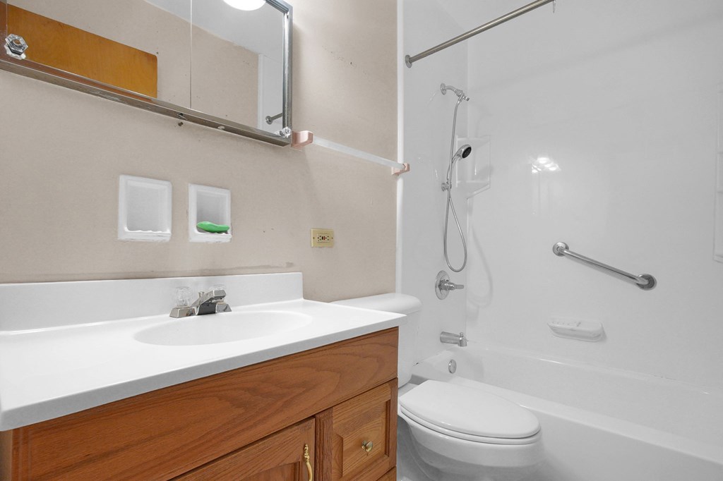 1493 Boxwood Drive, Columbus, Ohio 43229, 3 Bedrooms Bedrooms, ,1 BathroomBathrooms,Residential,For Sale,Boxwood Drive,9069504