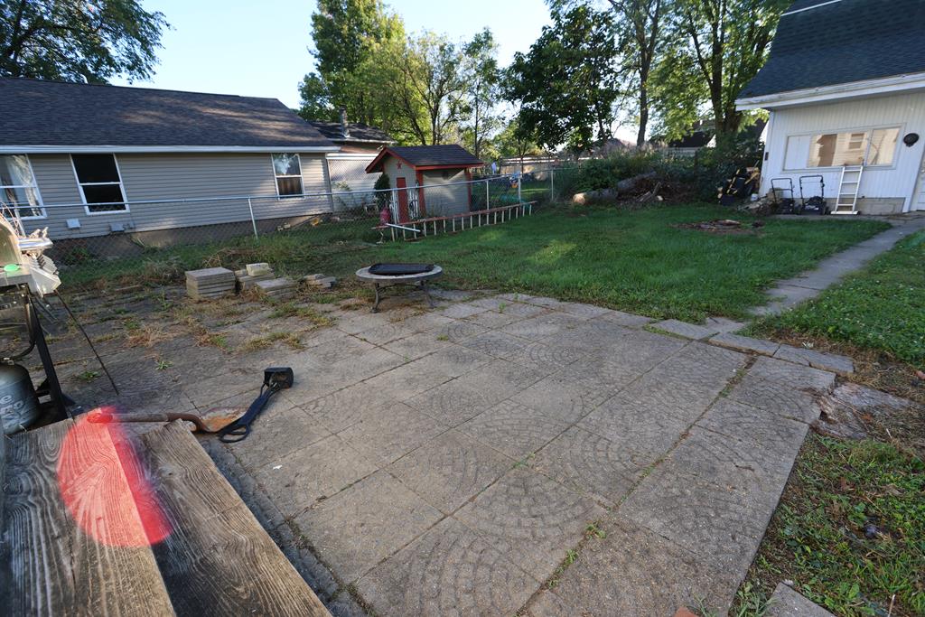 588 N Michigan Avenue, Mansfield, Ohio 44905, 5 Bedrooms Bedrooms, ,2 BathroomsBathrooms,Residential,For Sale,Michigan Avenue,9069507