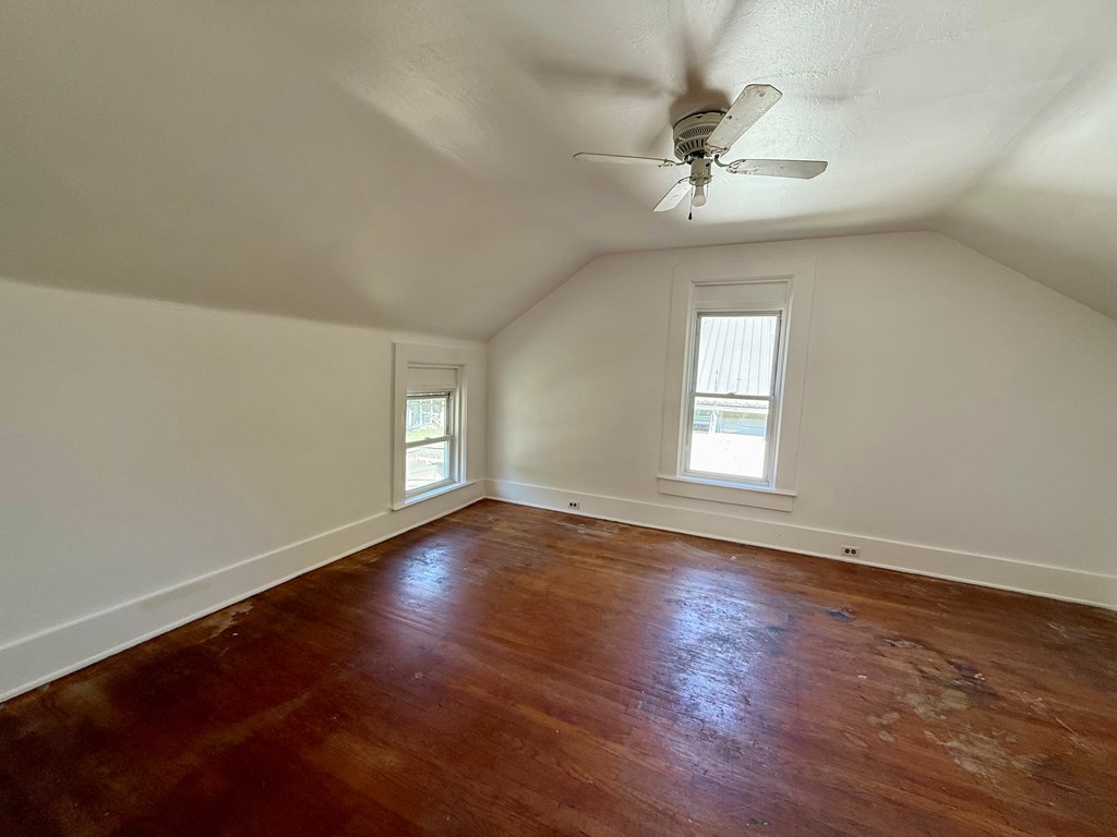 319 Altamont, Mansfield, Ohio 44902, 2 Bedrooms Bedrooms, ,1 BathroomBathrooms,Residential,For Sale,Altamont,9069509