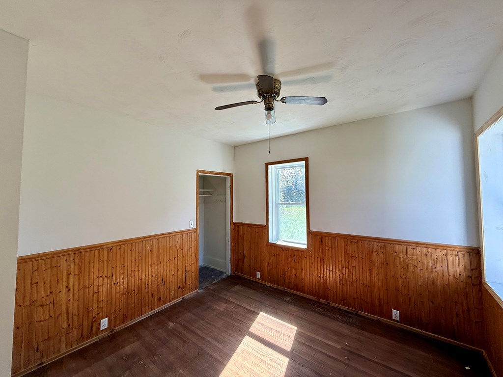 319 Altamont, Mansfield, Ohio 44902, 2 Bedrooms Bedrooms, ,1 BathroomBathrooms,Residential,For Sale,Altamont,9069509